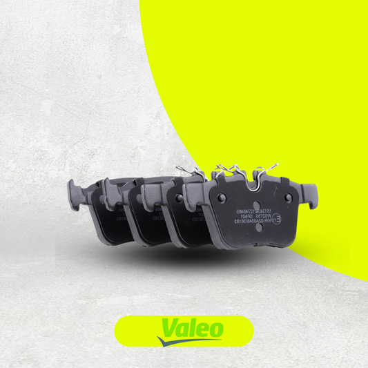 32379535-VALEO ARKA FREN BALATA TAKIMI 17 İNÇ S60/V60III 2019- / S90/V90II 20016- / XC60II 2018- / XC90II 2015-